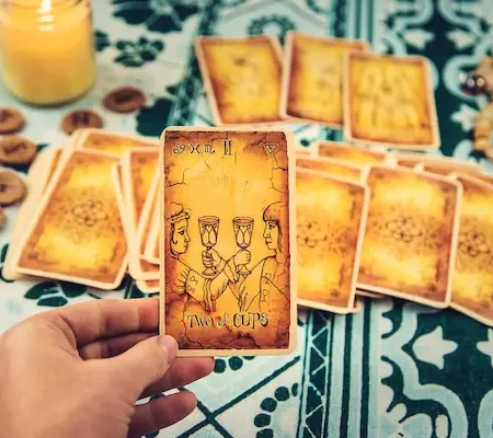 Unraveling the Mysteries of Tarot Cards in Casino Games