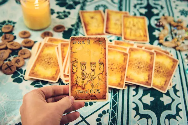 Unraveling the Mysteries of Tarot Cards in Casino Games